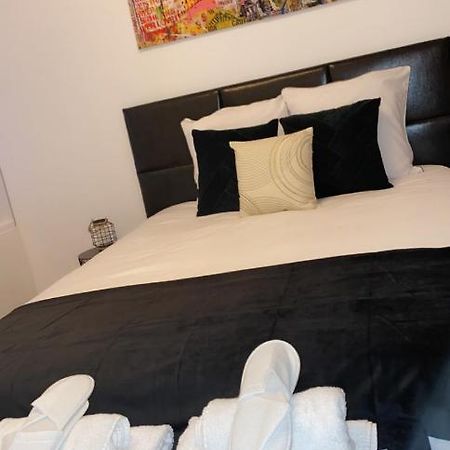 L'AppartE Black Superbe Appartement Pop ! Besançon Exteriér fotografie